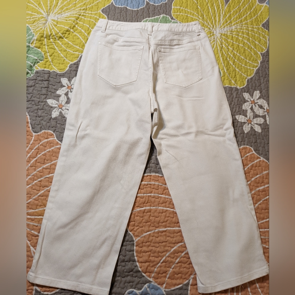 Talbot's High Waisted Stretch White Capri Jeans Wide Leg size 8. Current style - Picture 6 of 6